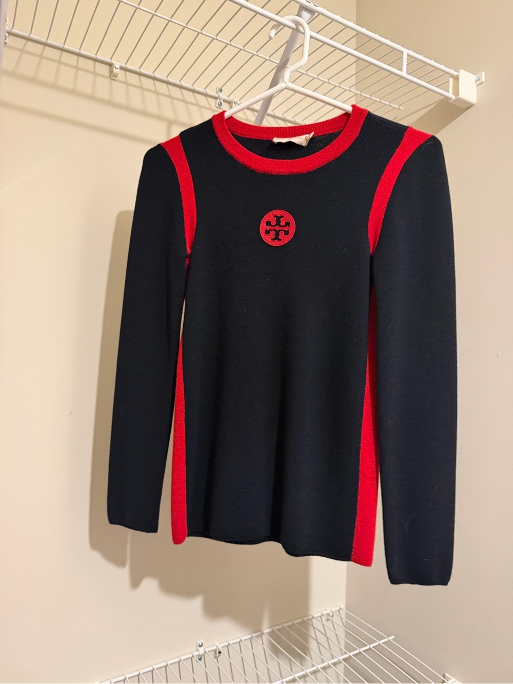 Tory Burch crewneck sweater 100% merino wool